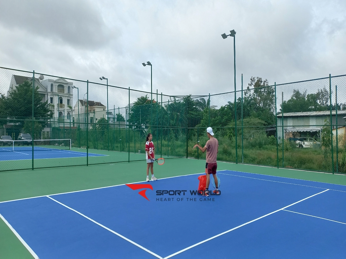 CLB tennis Nam Long sports