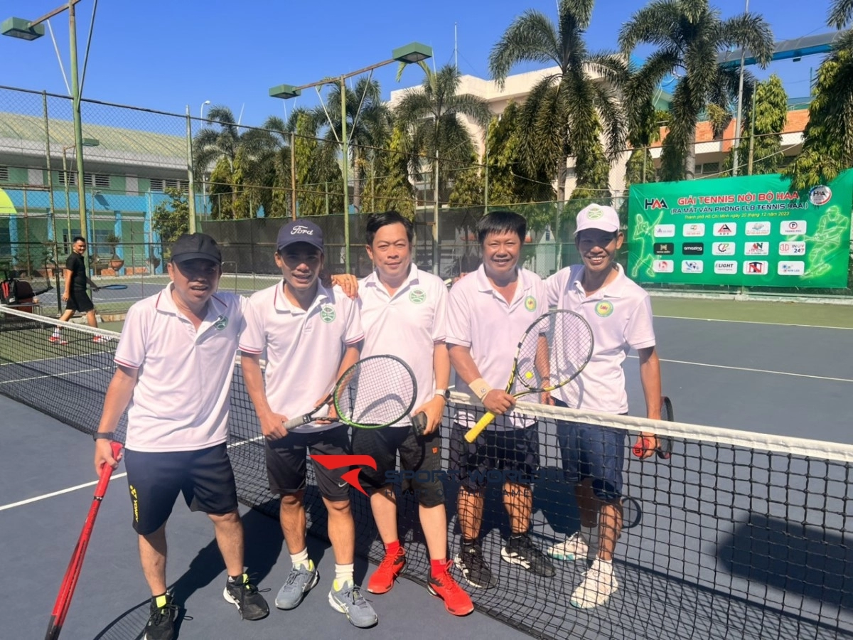 Sân tennis Trung tâm VH-TDTT quận Tân Phú