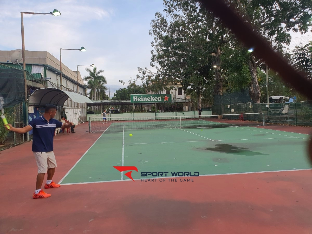 Sân Tennis 20-8 Nha Trang