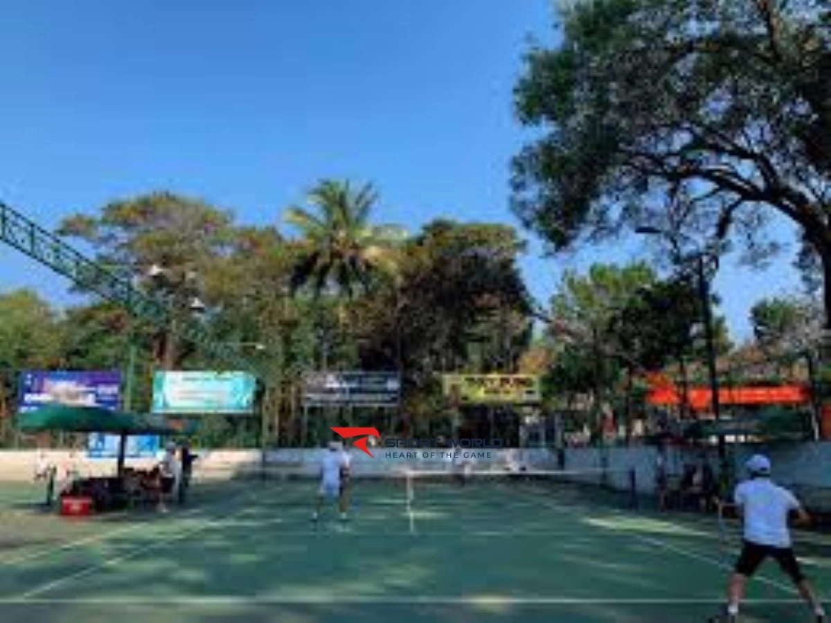 Cà phê Sân tennis Công an