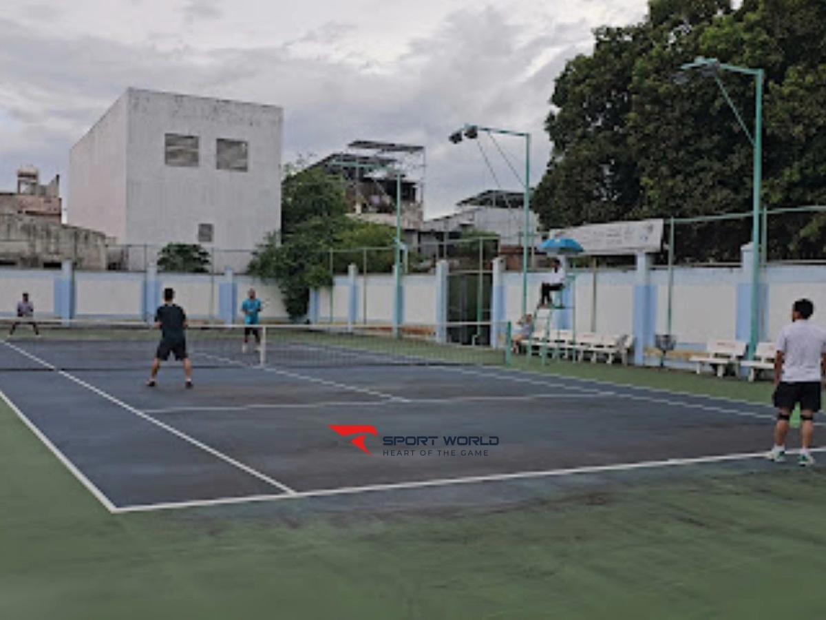 Sân Tennis Bưu điện