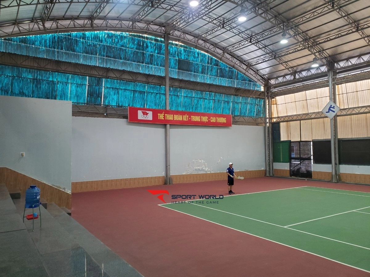 Sân tennis Bể bơi