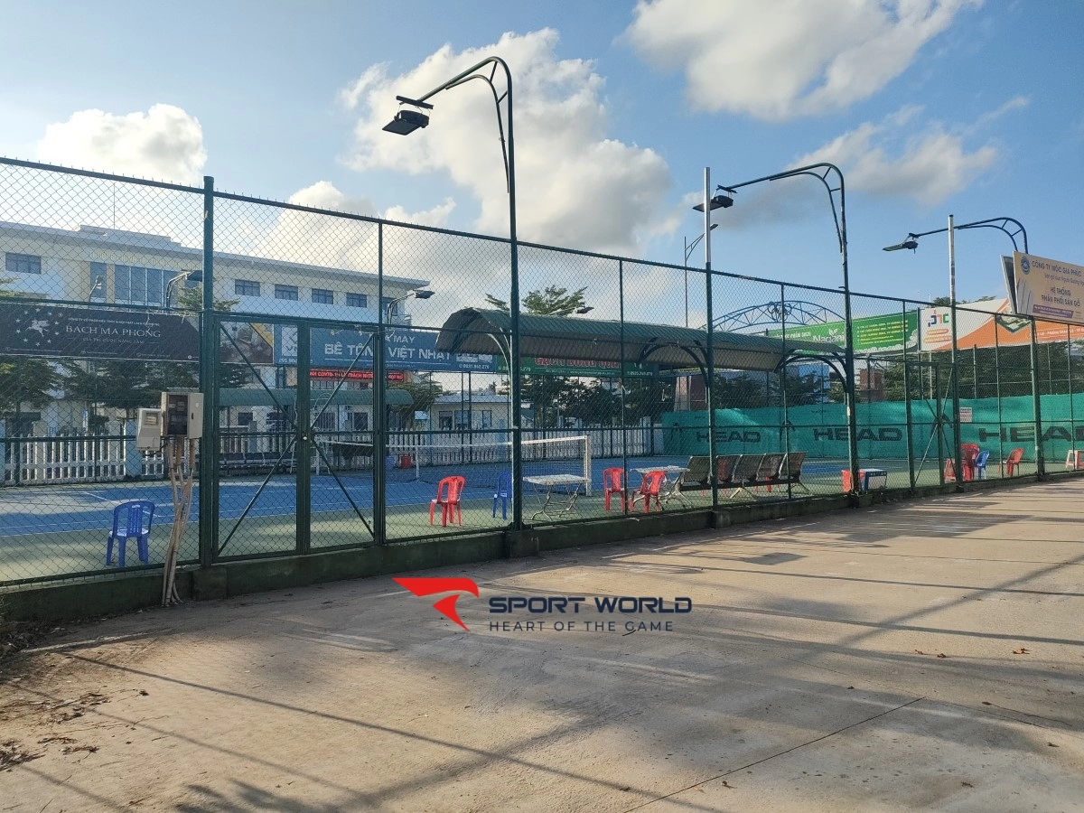 Sân tennis Nhà Thi Đấu Đa Năng Tỉnh Quảng Ngãi