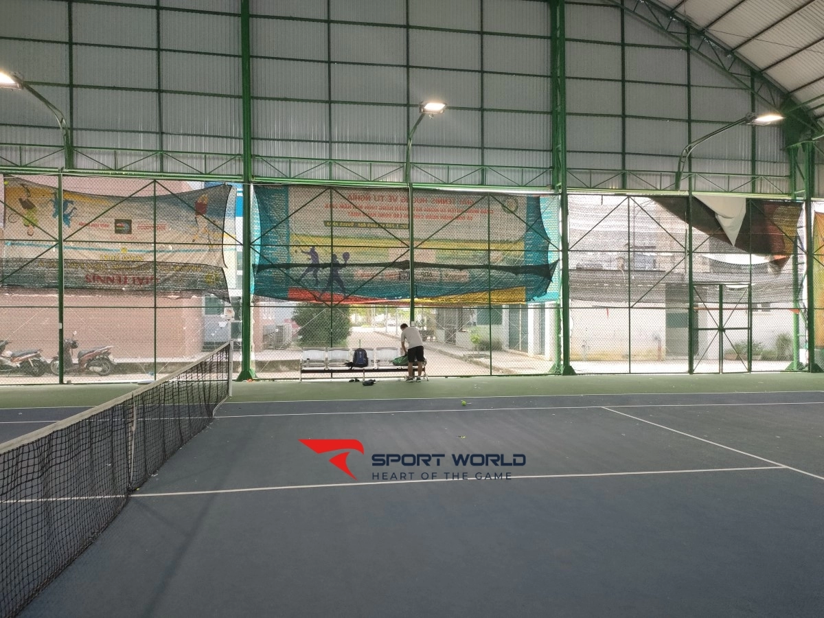 Sân tennis Nhà Thi Đấu Đa Năng Tỉnh Quảng Ngãi