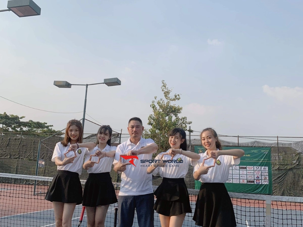 Sân Tennis Tư Hồng