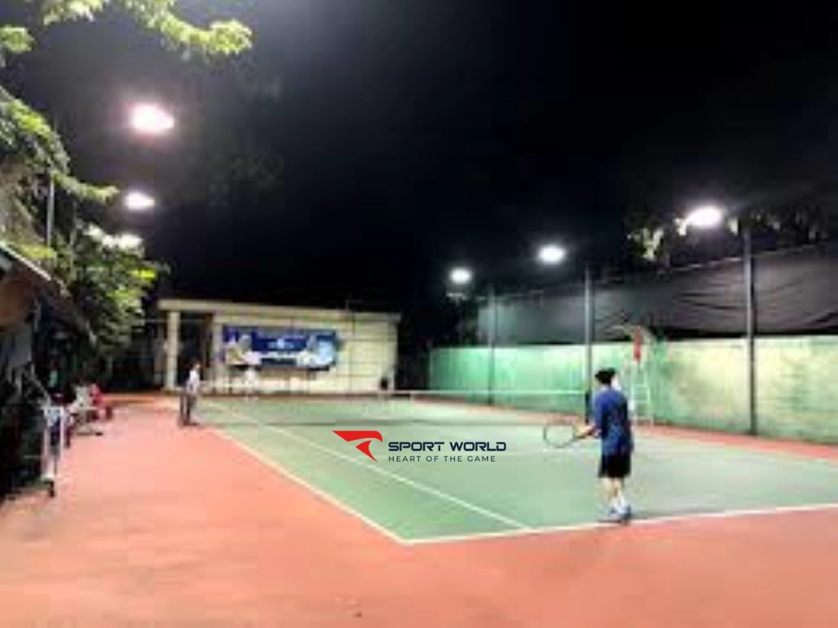 Sân tennis Ông Già (496/9)