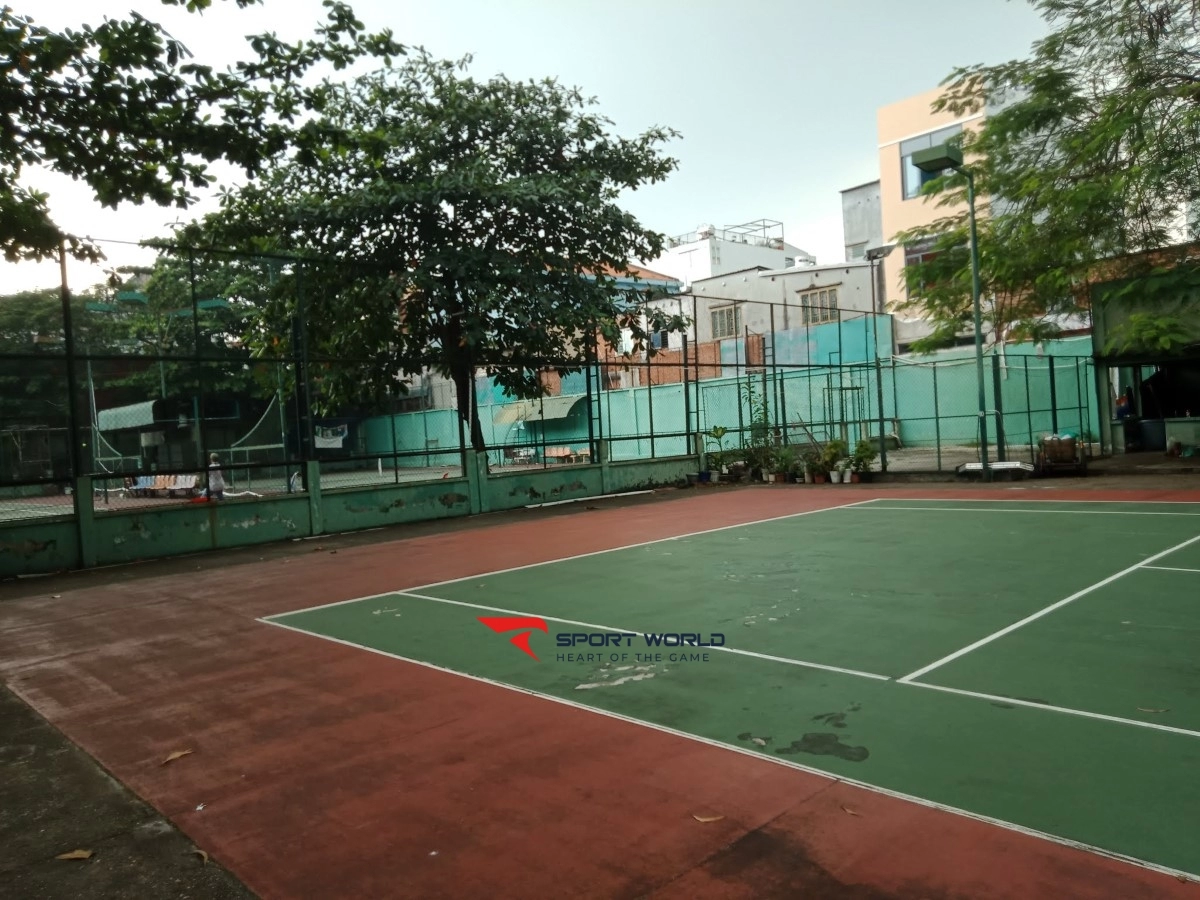 Clb Tennis Công Viên Lê Thị Riêng