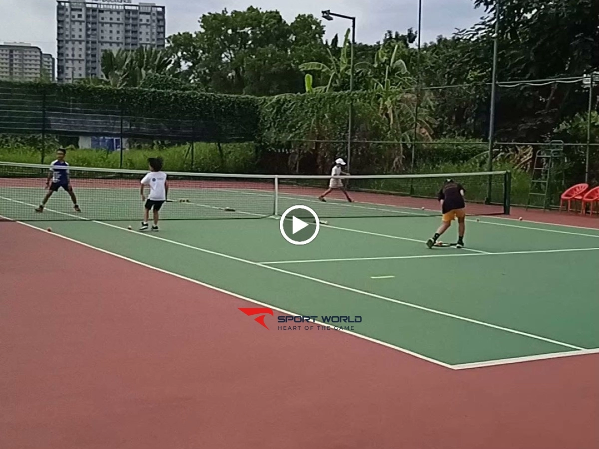 Câu Lạc Bộ Tennis Khu Nam