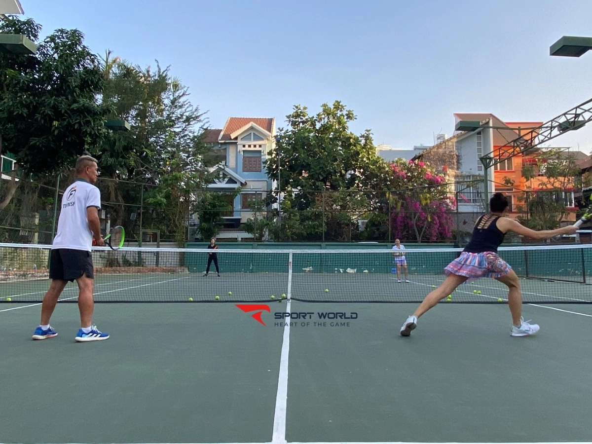 Sân Tennis Tấn Trường & HLV tennis