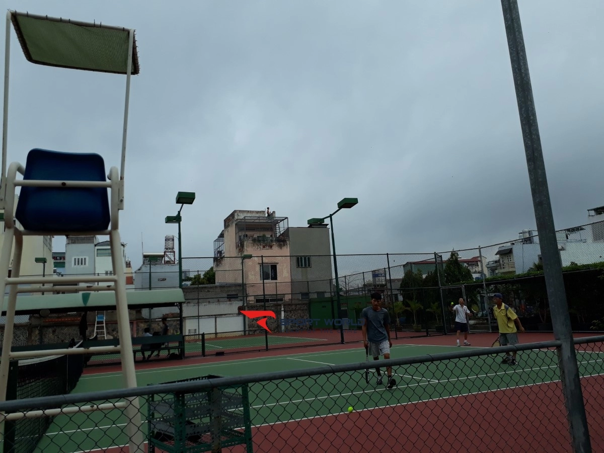 Việt phố Tennis Club