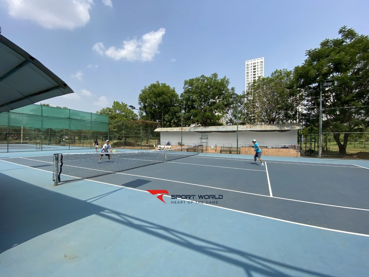 Wonderland Tennis Club